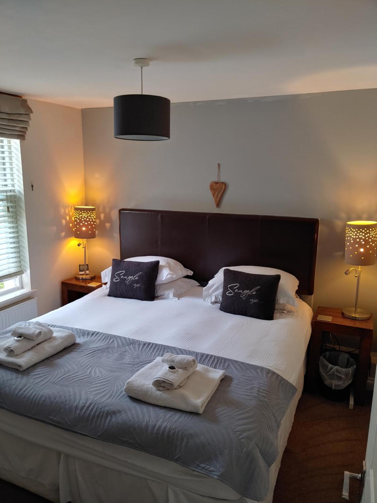 The Bath House Apartments - Free 1St Breakfast - Free Parking Pokoj fotografie